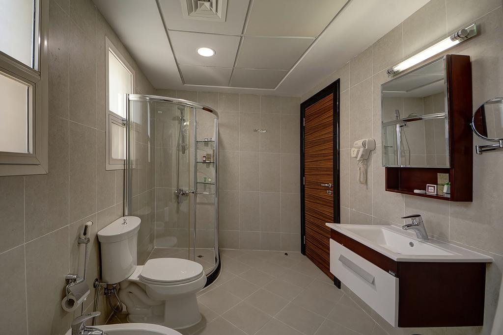 Rayan Hotel Corniche シャルジャ エクステリア 写真
